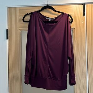 Rachel by Rachel Roy top with shoulder slits size M